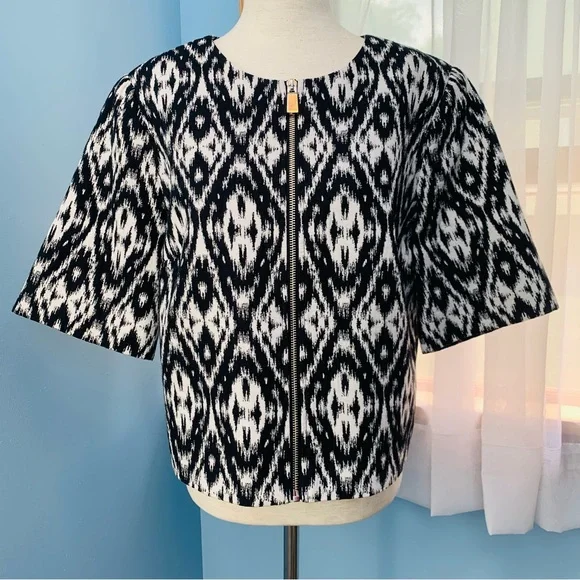 Vince Camuto Black and White Ikat Print Short Sleeve Jacket - Picture 1 of 7